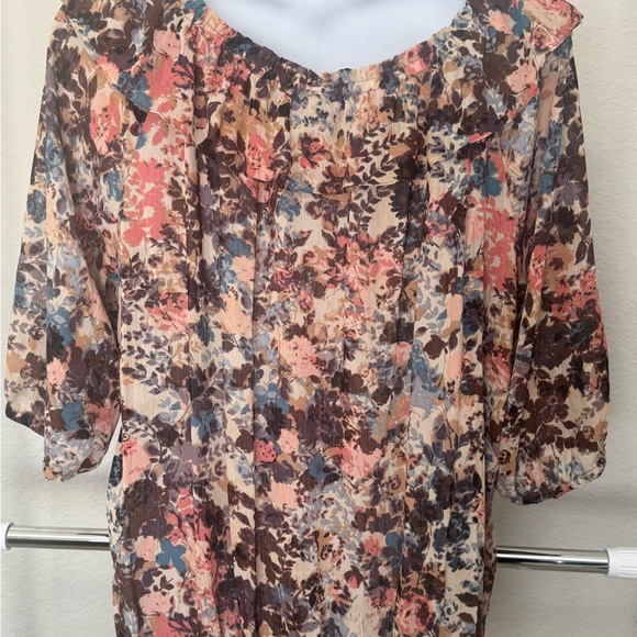 Plus Size Boho Floral Print Women's Top - Picture 2 of 6